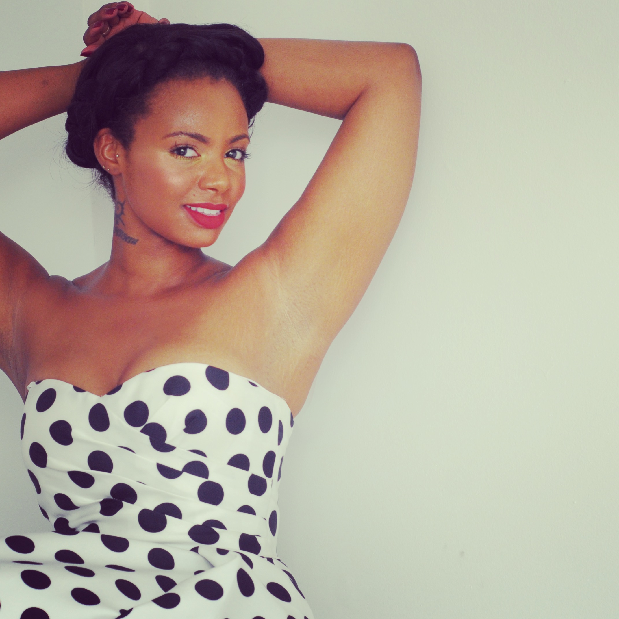 On 35 – TheRobertaShow | Frightening Comfort