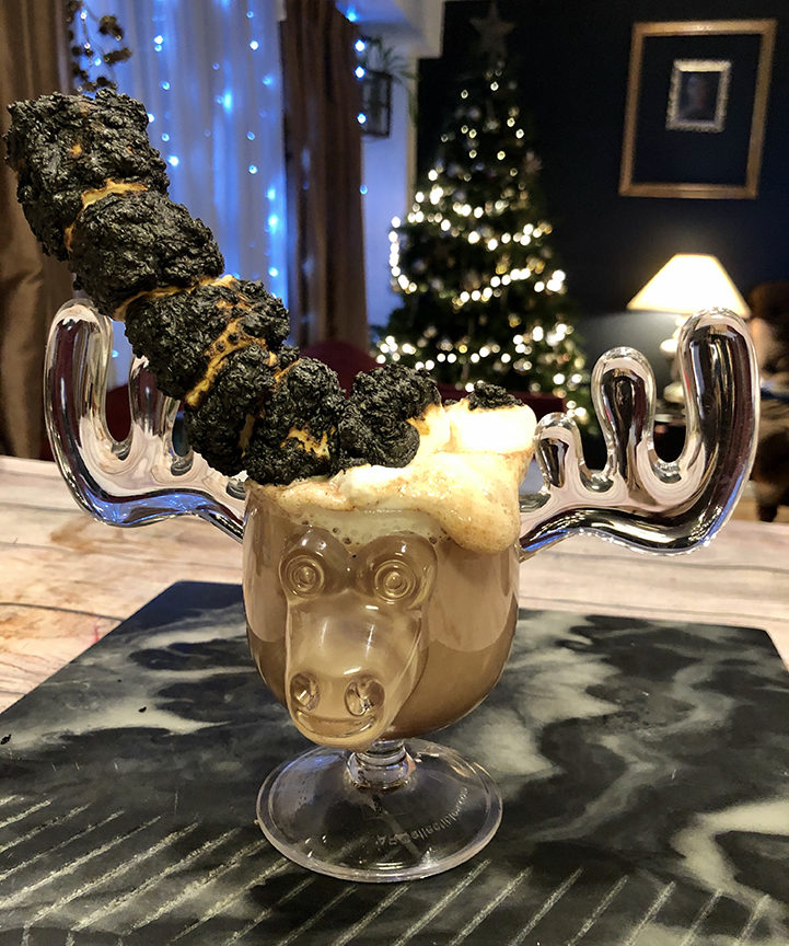 (healthier) Holiday Hot Cocoa 🍫